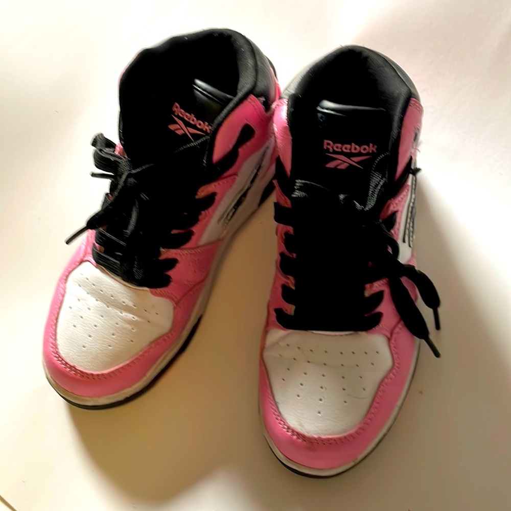 Reebok Sneakers pink and Black